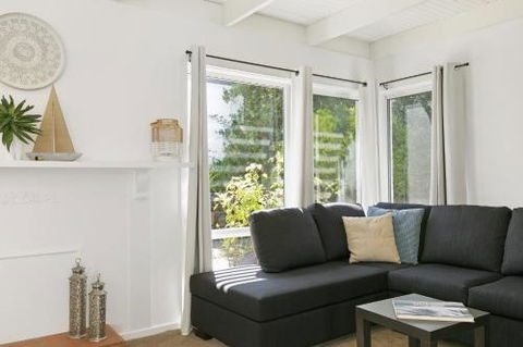 Mysa Anglesea Sleeps 7 WiFi Netflix Cafes Shops - Northern Rivers Accommodation 1