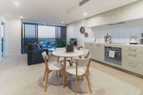2 Bed Brisbane Resort Apartment - Northern Rivers Accommodation 5