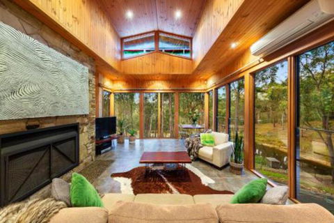 Stonehill Retreat In The Yarra Valley - Northern Rivers Accommodation 5
