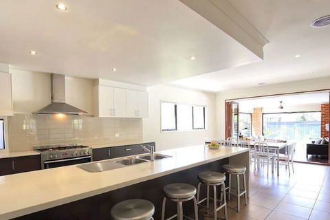 St Tropez - Northern Rivers Accommodation 2