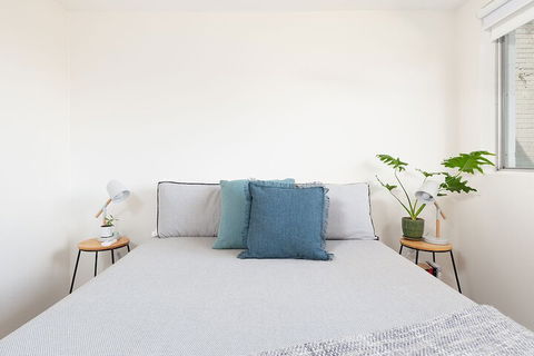 Surf Side Oasis With Balcony Near Beach - Northern Rivers Accommodation 5