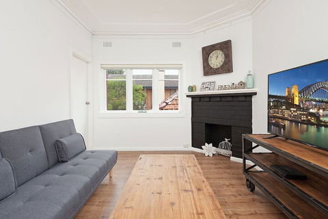 Newly Renovated Apt Close To CBD Unit 2 - Northern Rivers Accommodation 1