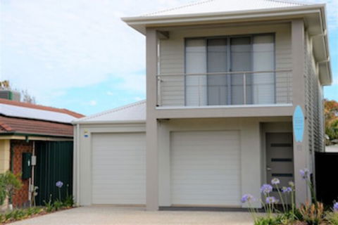 Eastern Breeze - Northern Rivers Accommodation 0