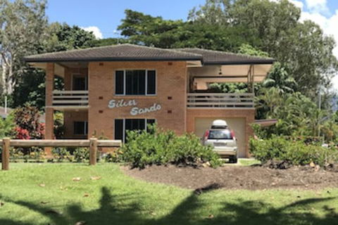 Silver Sands - A Unique Retro Beauty - Northern Rivers Accommodation 0