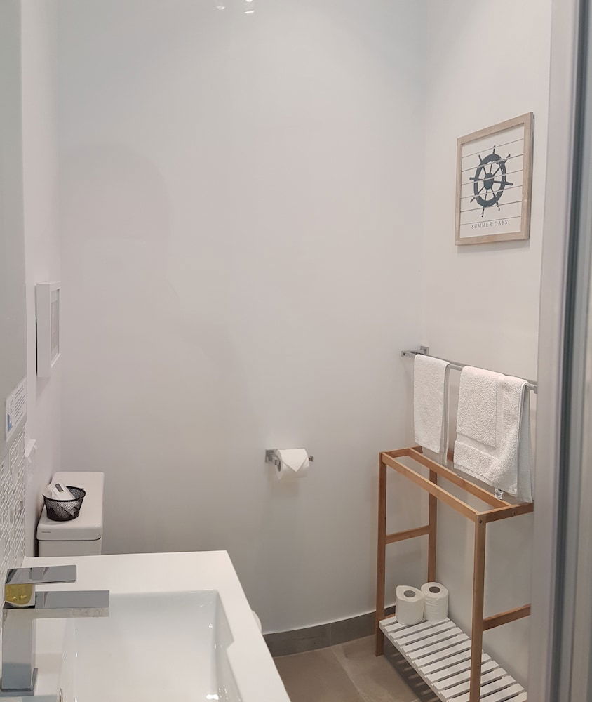 Primrose Sands TAS Northern Rivers Accommodation