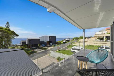 Due North Beach House - Northern Rivers Accommodation 3