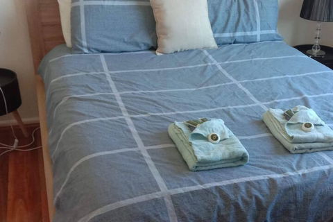 Wollongong Train Station Holiday House - Northern Rivers Accommodation 5