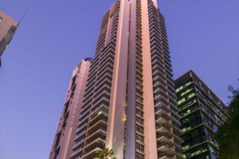 Rivercity CBD Apartment - Northern Rivers Accommodation 0
