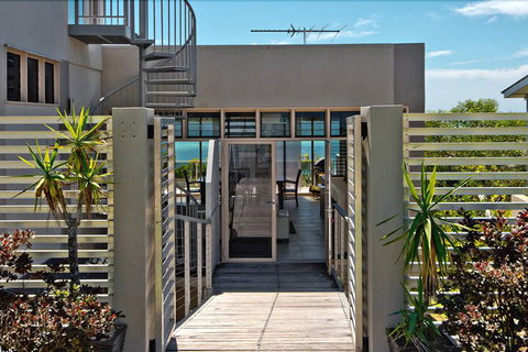 Tangalooma Sea Change - Northern Rivers Accommodation 0