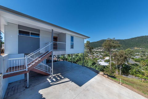 Great Escape - Cannonvale - Northern Rivers Accommodation 2