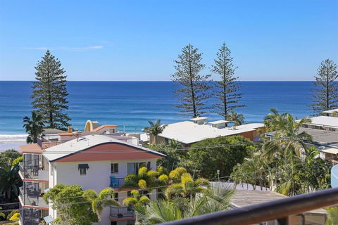 Unit 8 Bronte Of Coolum 8 12 Coolum Terrace Coolum Beach 500 Bond LINEN INCLUDED WIFI - Northern Rivers Accommodation 6