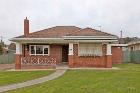 Red Brick Beauty - Central Cottage - Northern Rivers Accommodation 0
