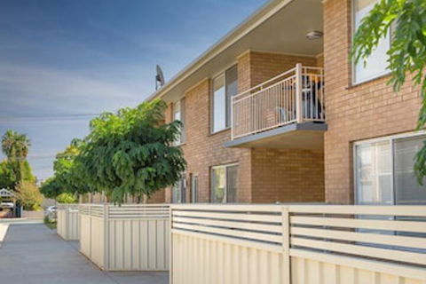 Sleeping In Style Central & Sophisticated - Northern Rivers Accommodation 0