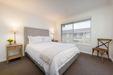 Sleeping In Style Central & Sophisticated - Northern Rivers Accommodation 5