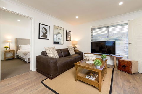 Sleeping In Style Central & Sophisticated - Northern Rivers Accommodation 4