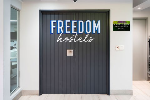 Freedom Cairns - Northern Rivers Accommodation 2