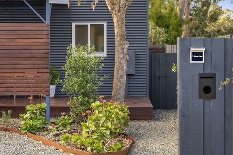 Three Beaches - Chic Eco Home Tasmania - Northern Rivers Accommodation 1