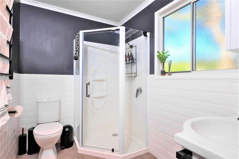 Three Beaches - Chic Eco Home Tasmania - Northern Rivers Accommodation 6