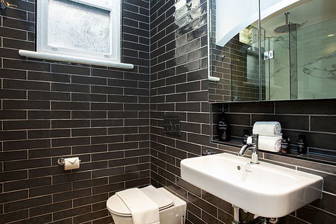 Urban Rest The Miller - Northern Rivers Accommodation 4