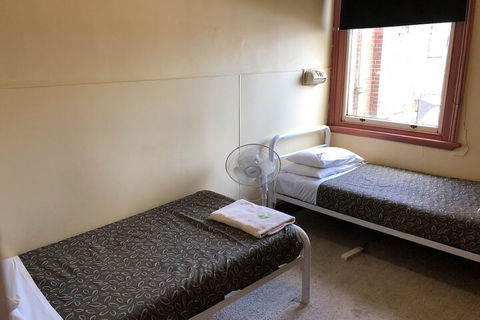 Royal Hotel - Northern Rivers Accommodation 3