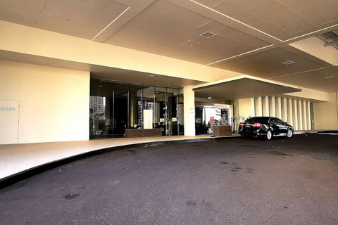 L7 Surfers Paradise Apartment - Northern Rivers Accommodation 3