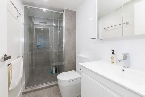 Sofun Apartment On Manning St - Northern Rivers Accommodation 4
