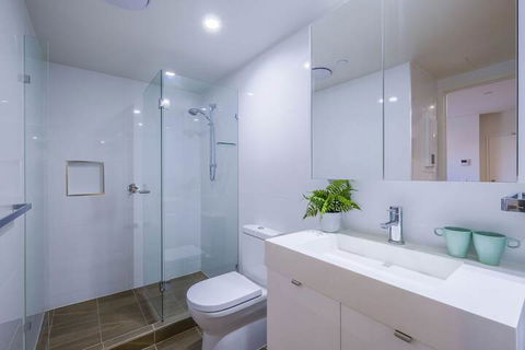 Sofun Apartment On Vulture St - Northern Rivers Accommodation 5