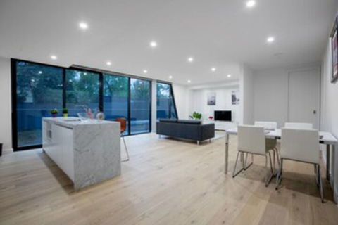106 Modern Prestige 3 Storey New Establishment - Northern Rivers Accommodation 0