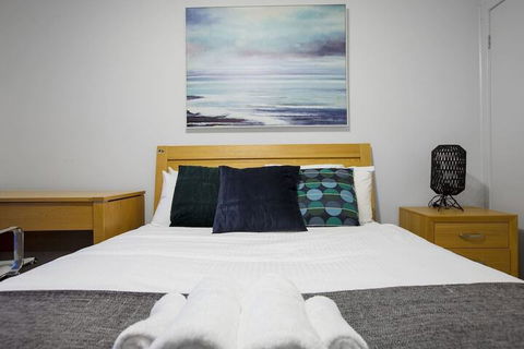 104 Sanctuary Lake Donatella Retreat - Northern Rivers Accommodation 7