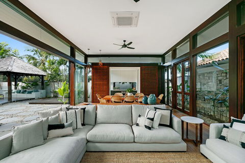 ESPRIT 2 PALM COVE BRAND NEW - Northern Rivers Accommodation 3