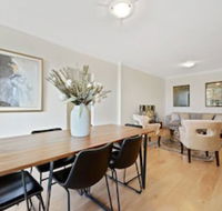HomeHotel Luxury Close to Train Station - Northern Rivers Accommodation