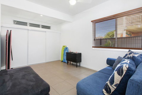 BEACH HOUSE On PEARL - Northern Rivers Accommodation 5