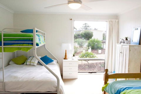 Stones Throw 26 River View Drive - Northern Rivers Accommodation 5