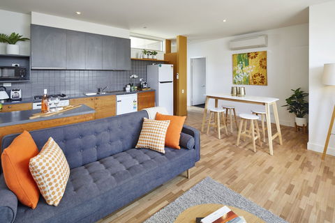 Spacious Carlton 1 Bedroom Apt With Secure Parking - Northern Rivers Accommodation 2