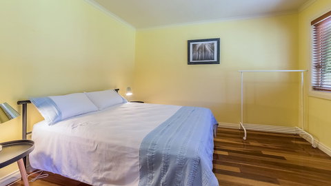 Loch Retreat 550m TO Town - Northern Rivers Accommodation 5