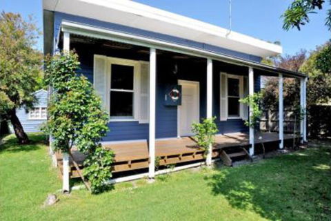 MY Fair Lady External Bathroom PET Friendly - Northern Rivers Accommodation 0