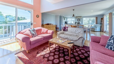 THE Lighthouse Surf Side - Northern Rivers Accommodation 2