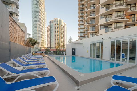 Heart Of Surfers Paradise Ocean Views - Northern Rivers Accommodation 2