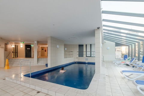 Heart Of Surfers Paradise Ocean Views - Northern Rivers Accommodation 3