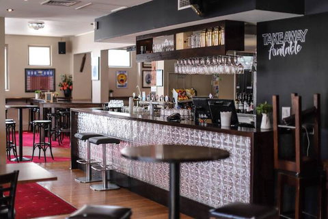 Royal Derby Hotel - Northern Rivers Accommodation 1