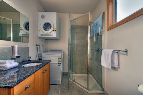 Freycinet Stone Studio 6 - Northern Rivers Accommodation 2