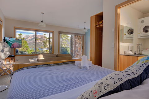 Freycinet Stone Studio 6 - Northern Rivers Accommodation 4