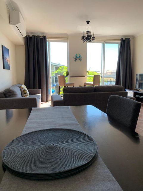 9 / 20 Apollo Quay Apartment - Northern Rivers Accommodation 2