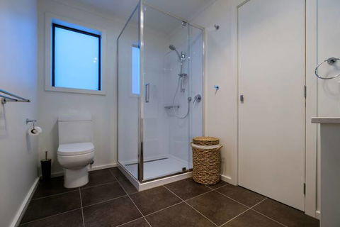 Arthouse Freycinet - Northern Rivers Accommodation 7