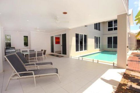 60 Beachway Parade Marcoola 500 BOND Linen Supplied - Northern Rivers Accommodation 3