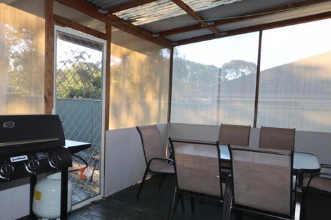 The South Sussex Cottage - Northern Rivers Accommodation 4