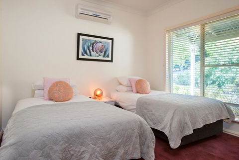 Emerald Lodge - Northern Rivers Accommodation 1