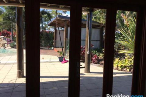 Takura Heights Modern Country Apartment With Pool Access - Northern Rivers Accommodation 5