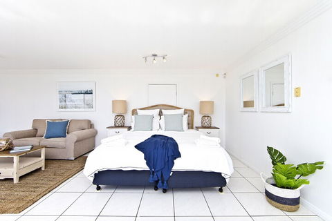 The Ultimate Ocean View A Luxury Home - Northern Rivers Accommodation 6