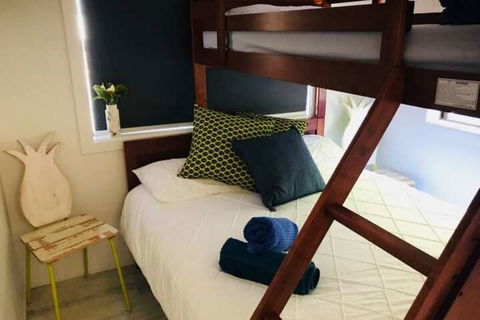 Yeppoon Beachhouse - Hostel - Northern Rivers Accommodation 3